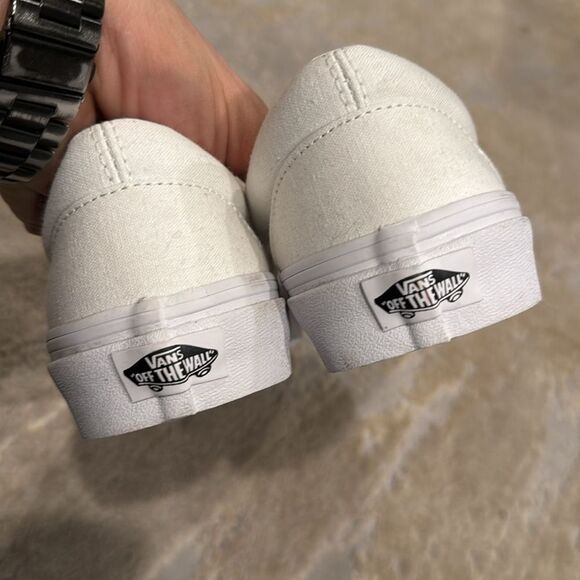 Custom vans white sneaker with cool design on top women’s size 8.5 NWOT - Picture 6 of 13